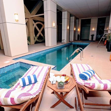 דובאי Grand Mercure Hotel מראה חיצוני תמונה