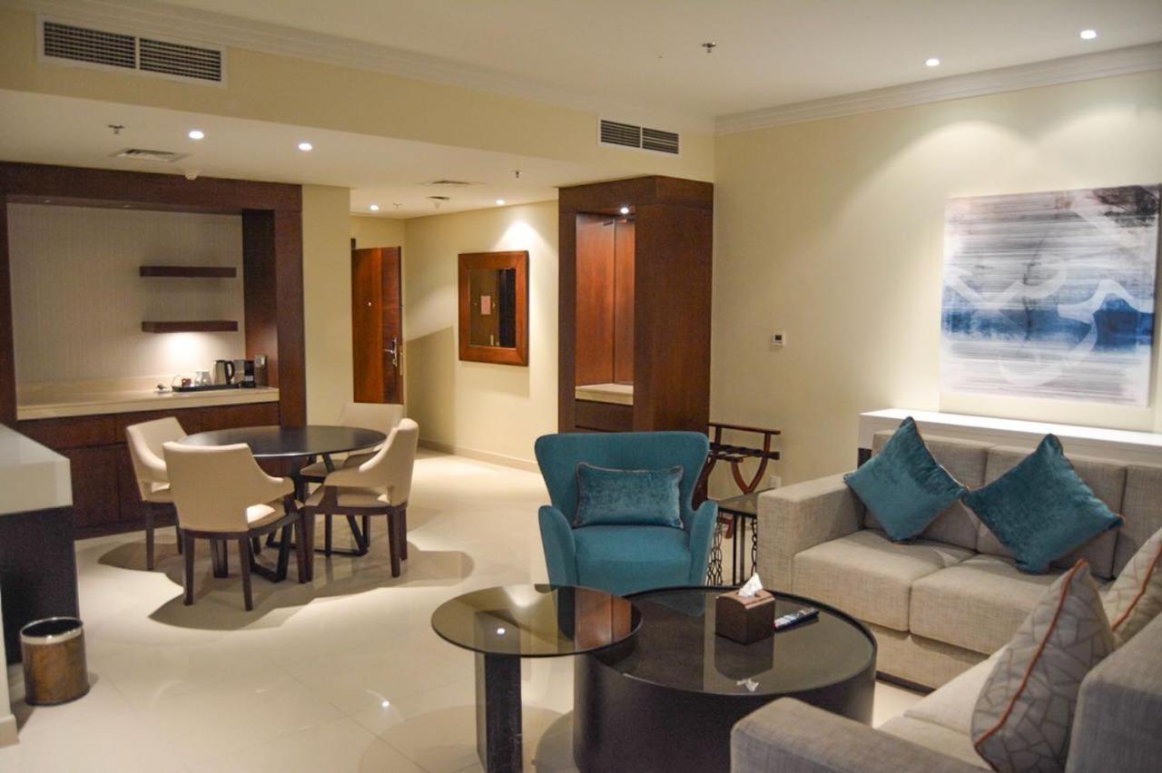 דובאי Grand Mercure Hotel מראה חיצוני תמונה