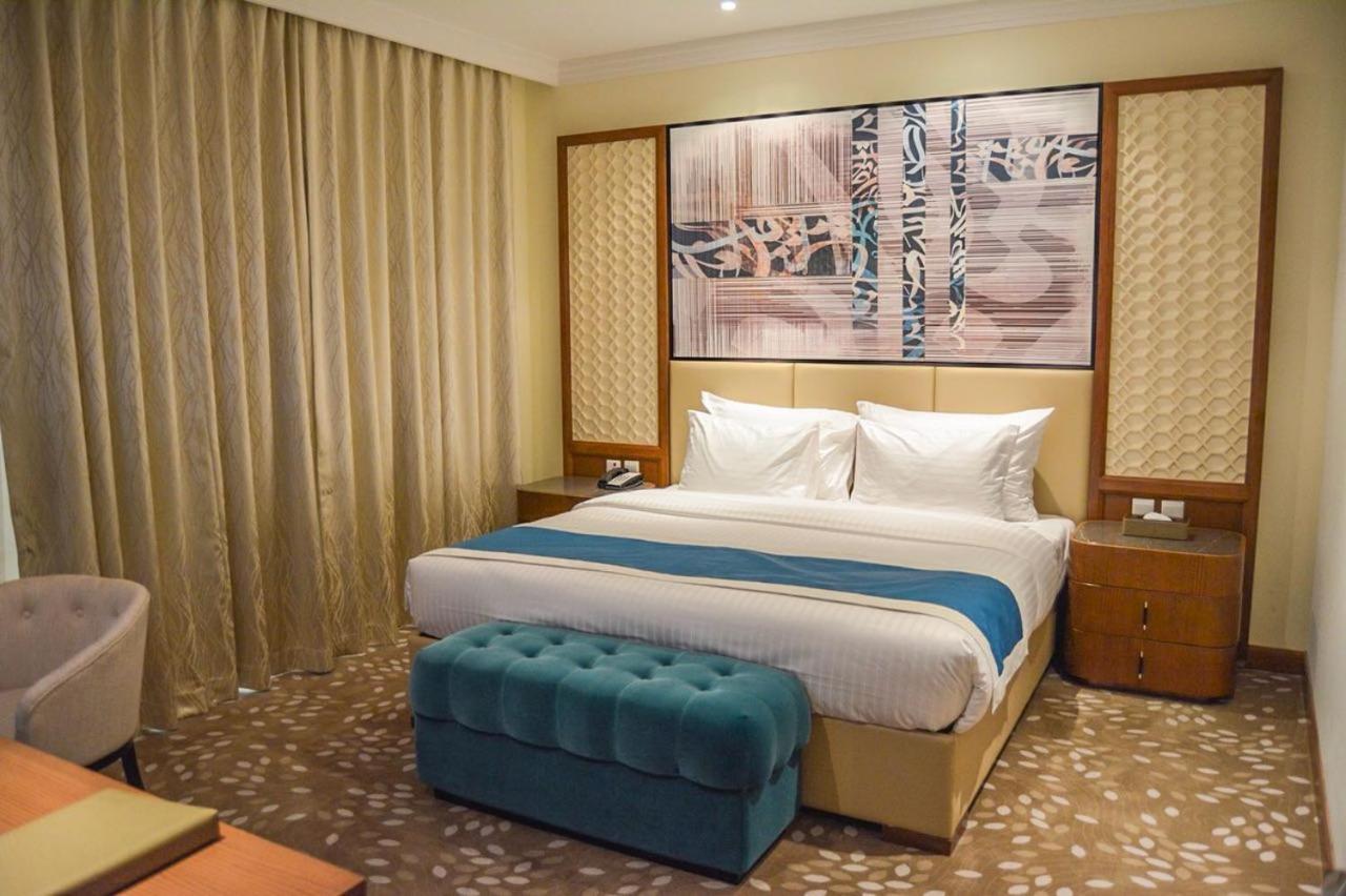 דובאי Grand Mercure Hotel מראה חיצוני תמונה