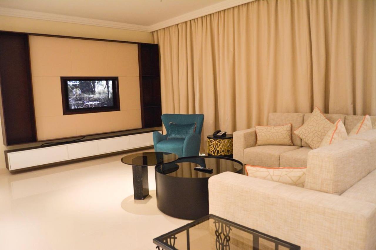 דובאי Grand Mercure Hotel מראה חיצוני תמונה